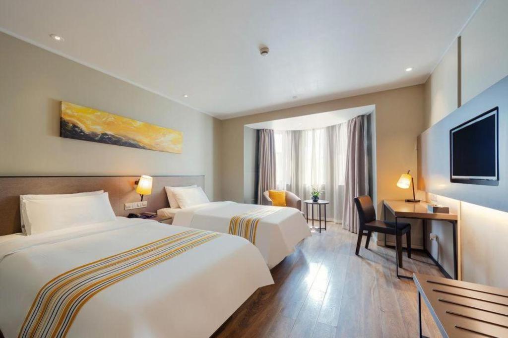 Pudong Airport Chuansha Branch Hotel
