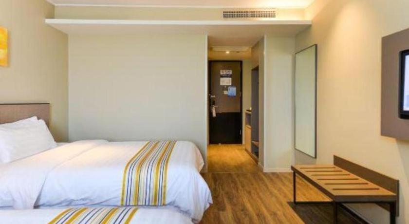 Pudong Airport Chuansha Branch Hotel Shanghai